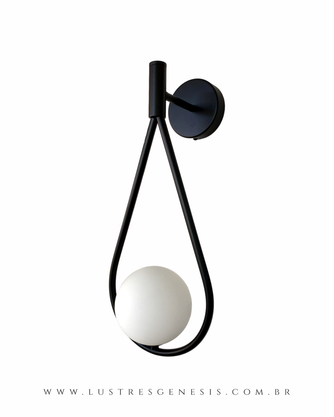 Arandela Moderna Athena Preta com Globo Leitoso Lustres Gênesis loja online de Lustres e Iluminação Decorativa